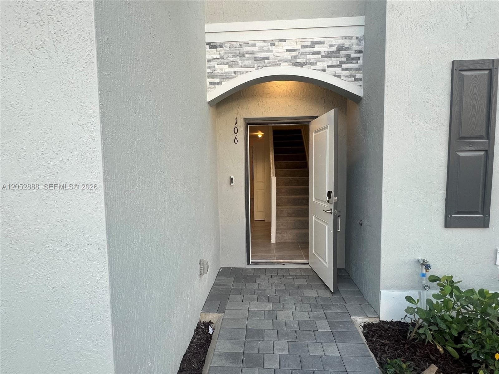 106 SE 11th CT # 106, Florida City FL 33034 photo 2