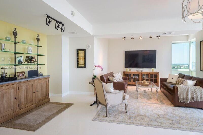 19400 Turnberry Way # PH221, Aventura FL 33180 photo 4