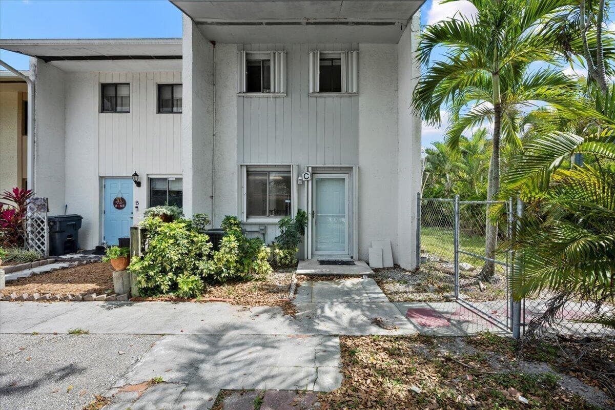 3666 PINEHURST Drive # C, Lake Worth FL 33467