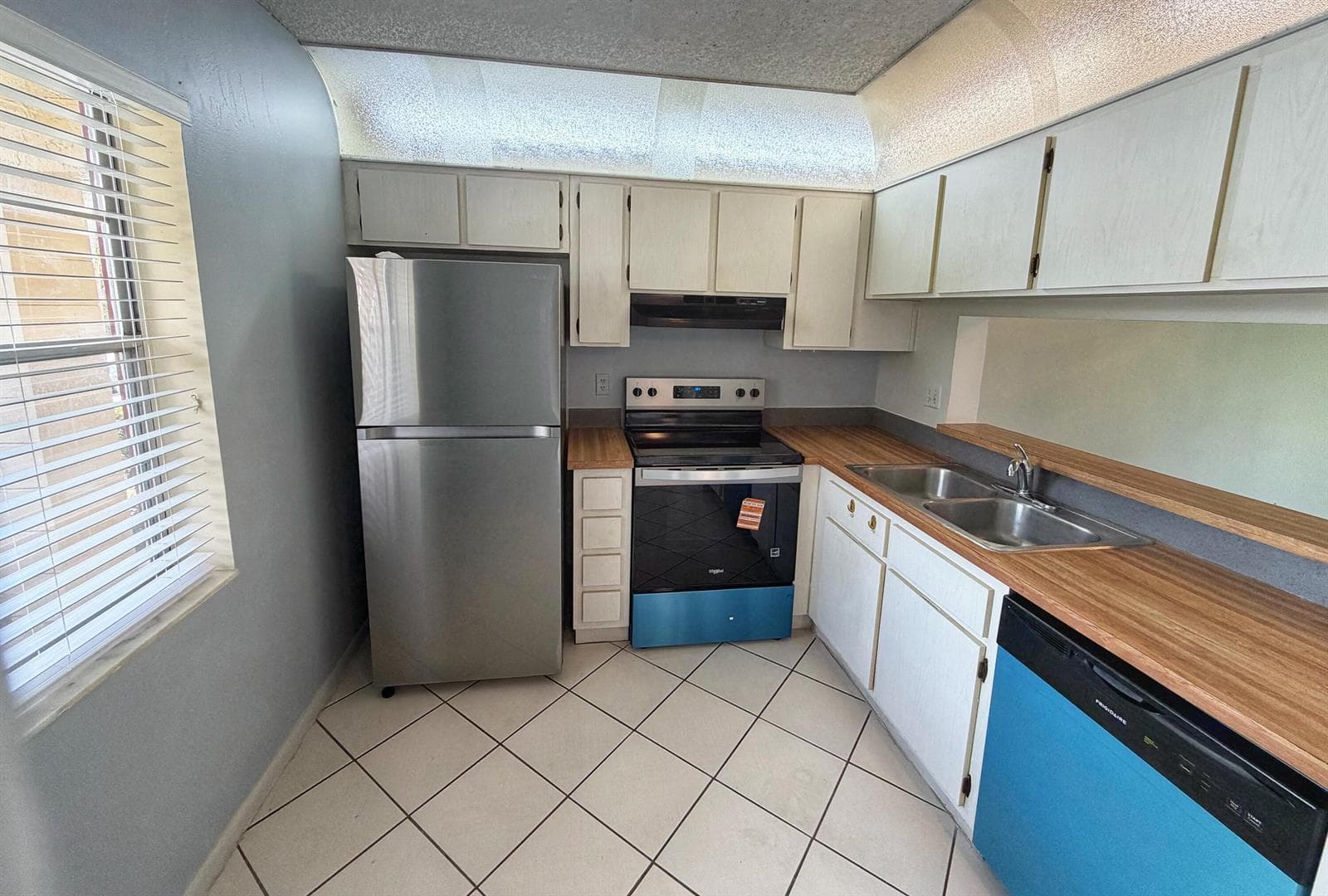 3652 N UNIVERSITY Drive # C-3, Coral Springs FL 33065