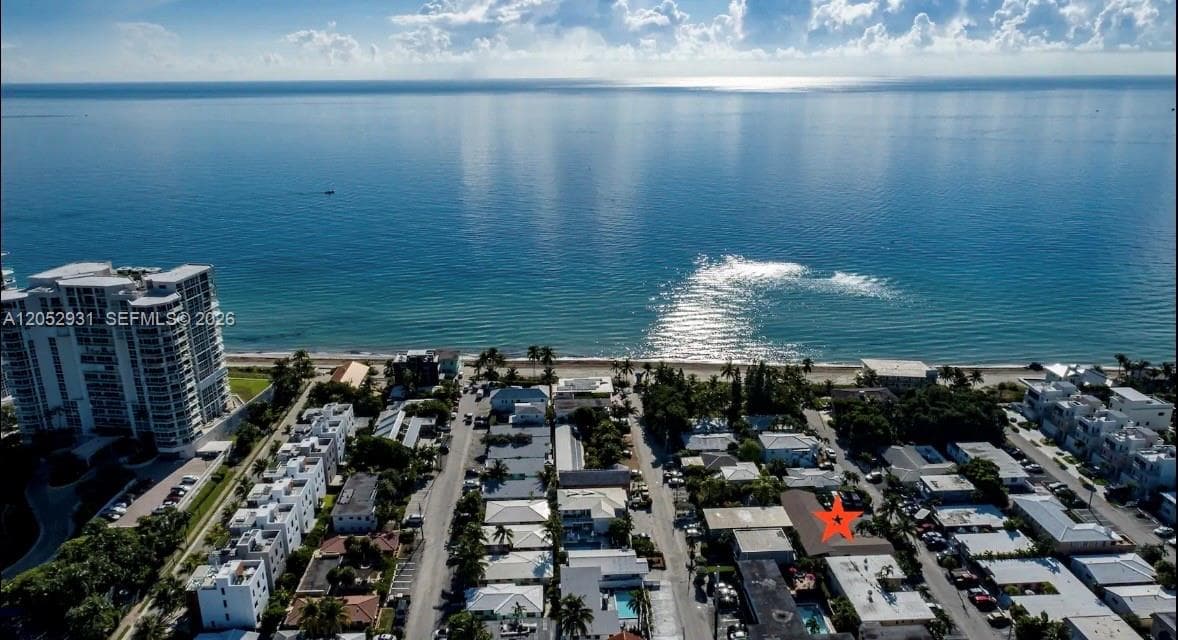 333 Palm St, Hollywood FL 33019 photo 4
