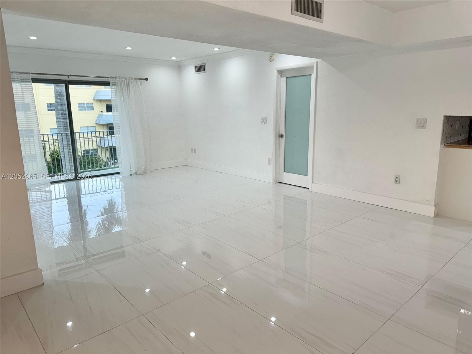 7401 SW 82nd St # 303S, Miami FL 33143 photo 2