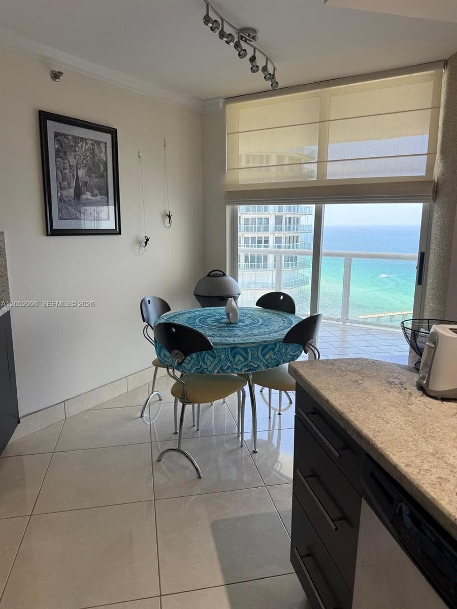 16425 Collins Ave # 2415, Sunny Isles Beach FL 33160 photo 5