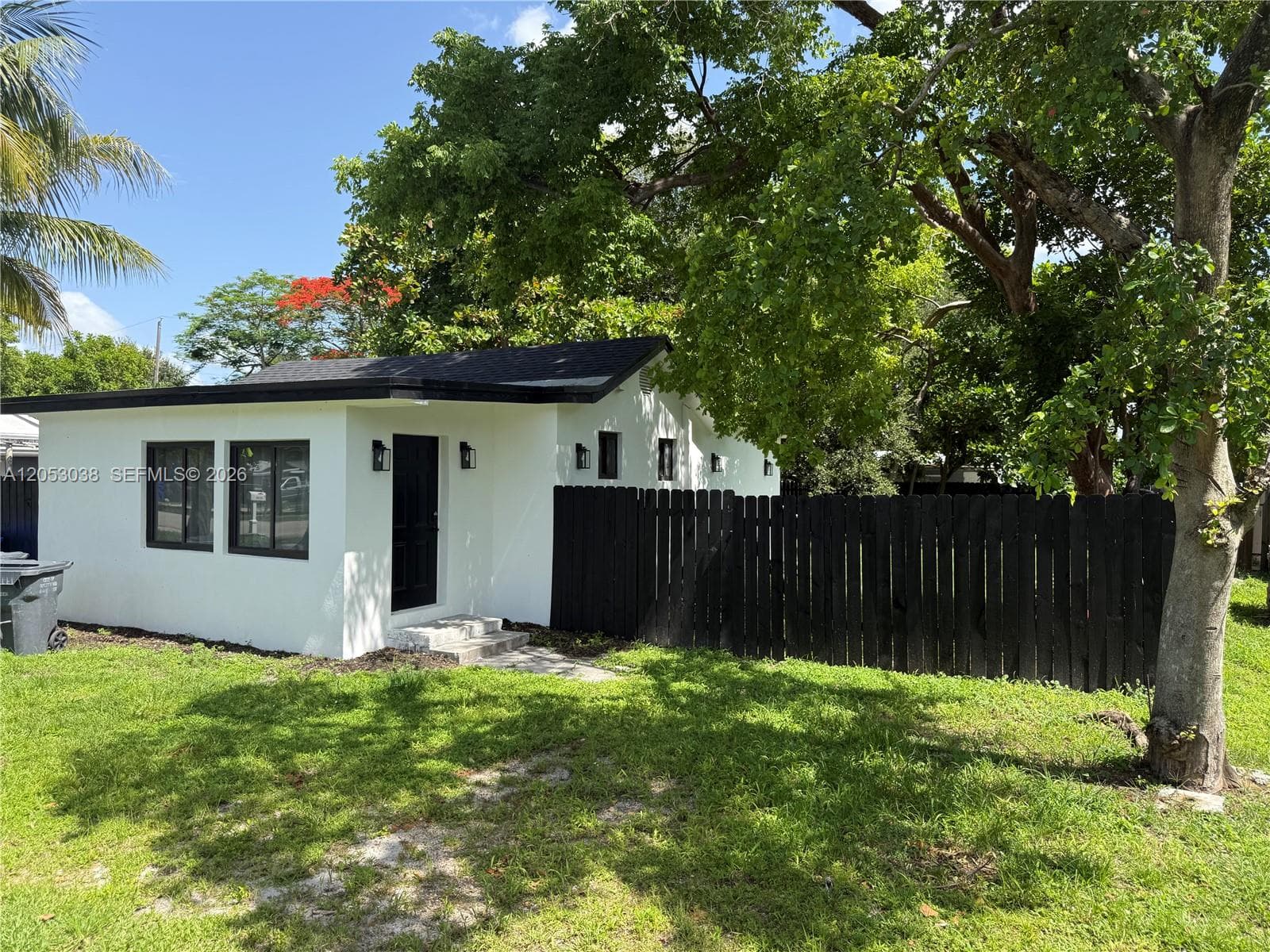 6125 Call St, Hollywood FL 33024
