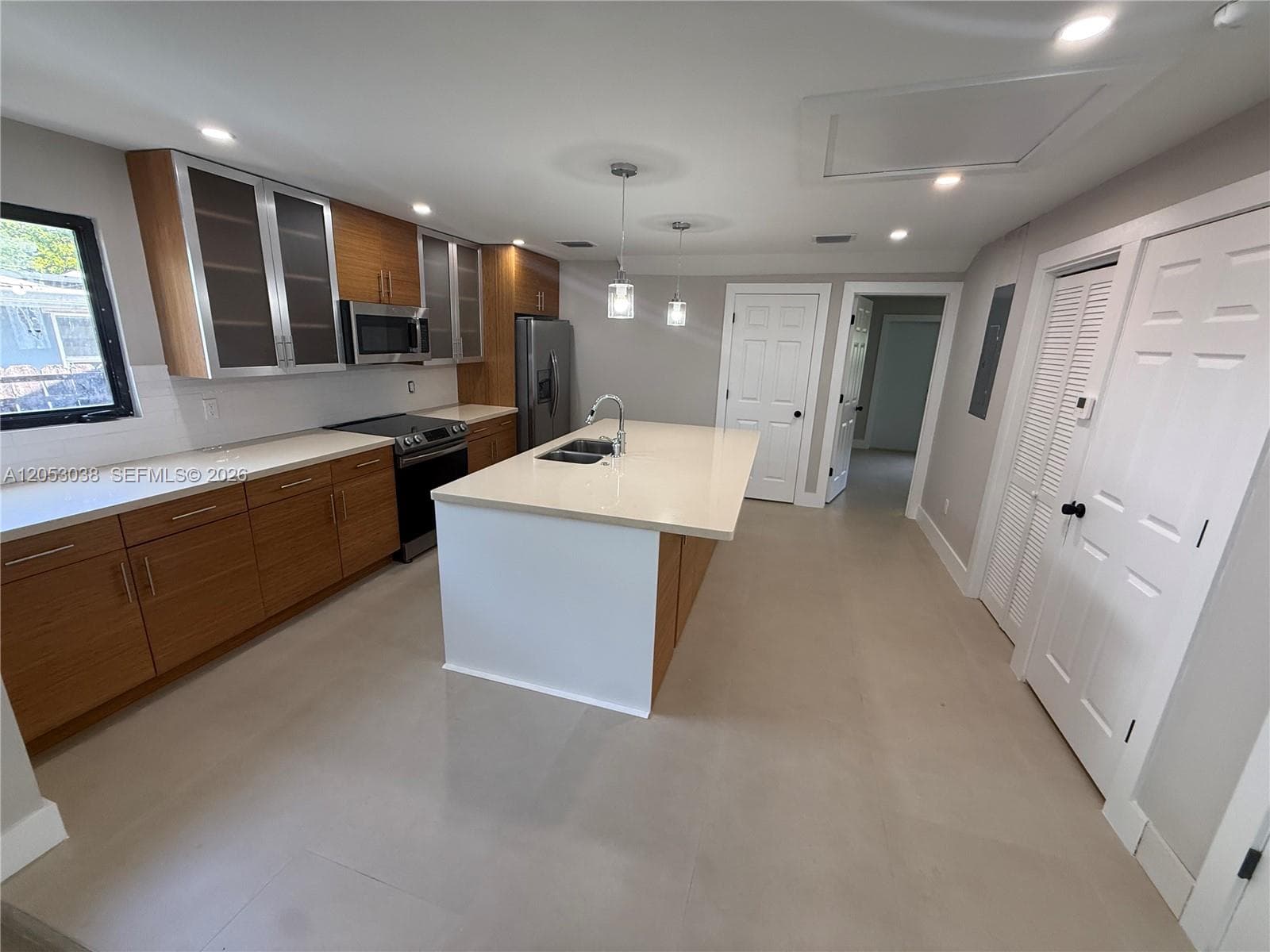 6125 Call St, Hollywood FL 33024 photo 5