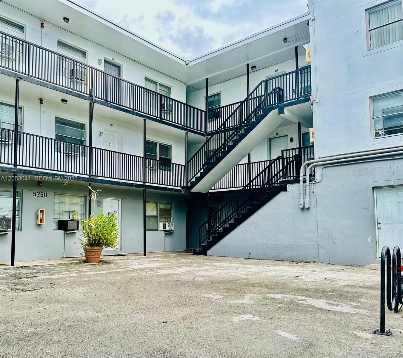 5300 NW 26th Ave # 21, Miami FL 33142 photo 3
