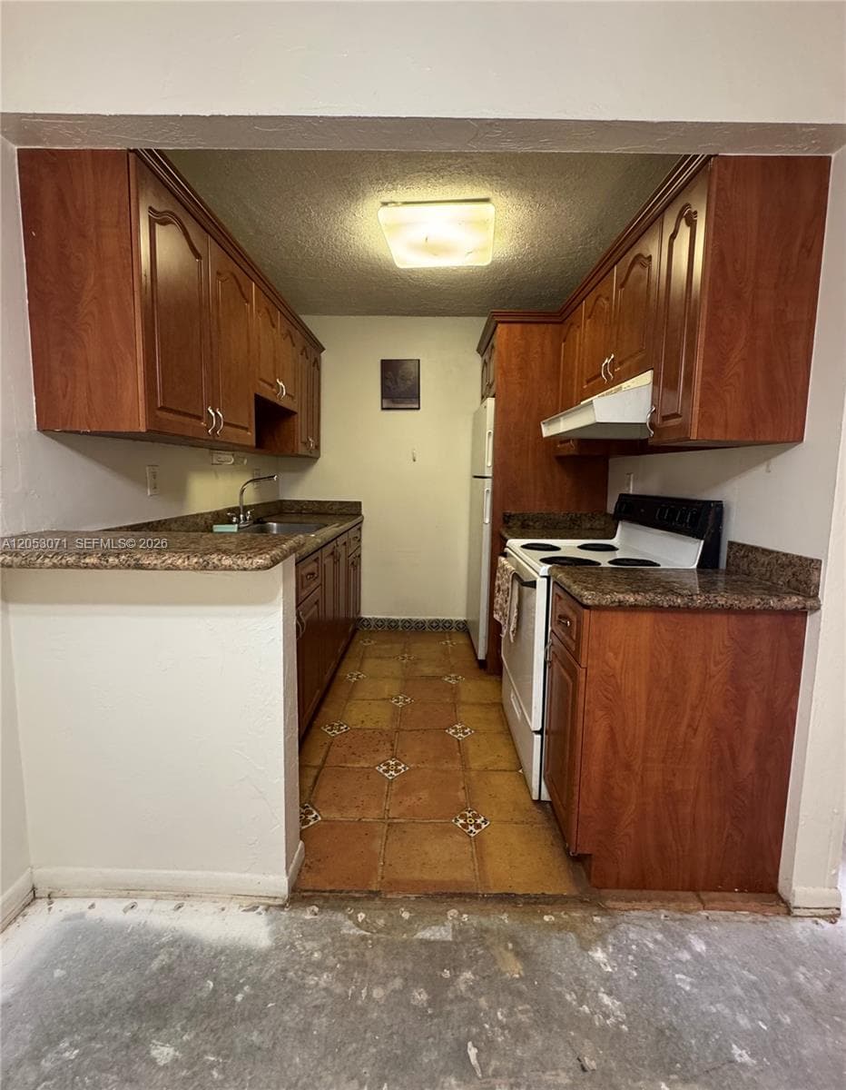 7208 Fairway Dr # I14, Miami Lakes FL 33014 photo 4