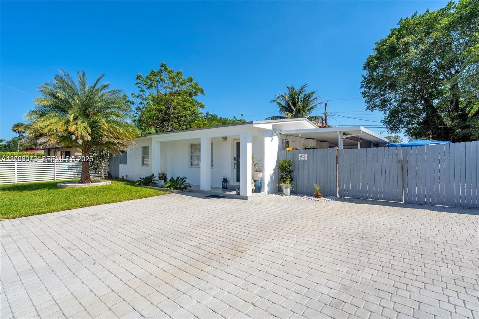 3440 NW 7th Ct, Lauderhill FL 33311 photo 2