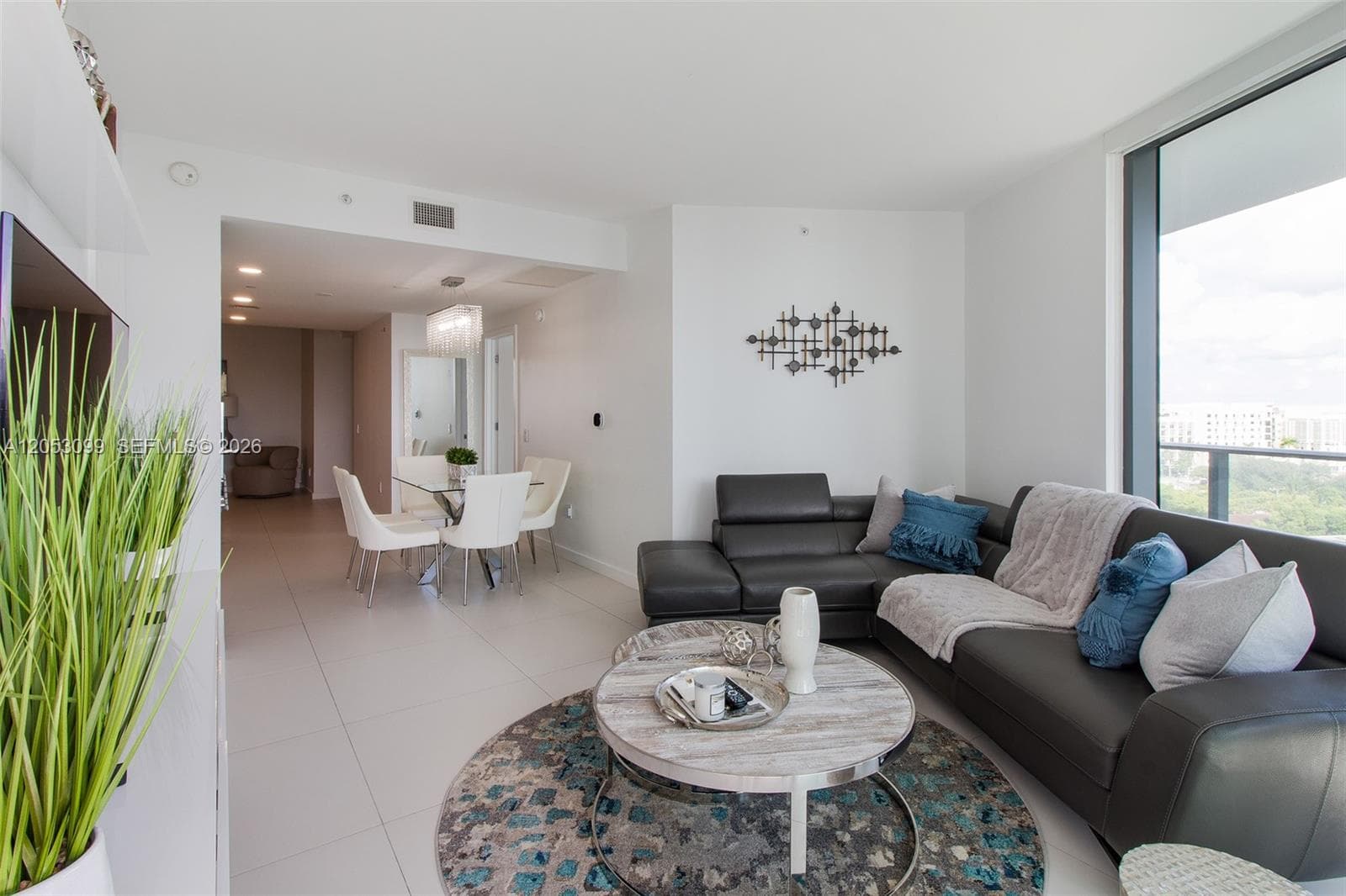 501 NE 31st St # 701, Miami, FL 33137 photo 2