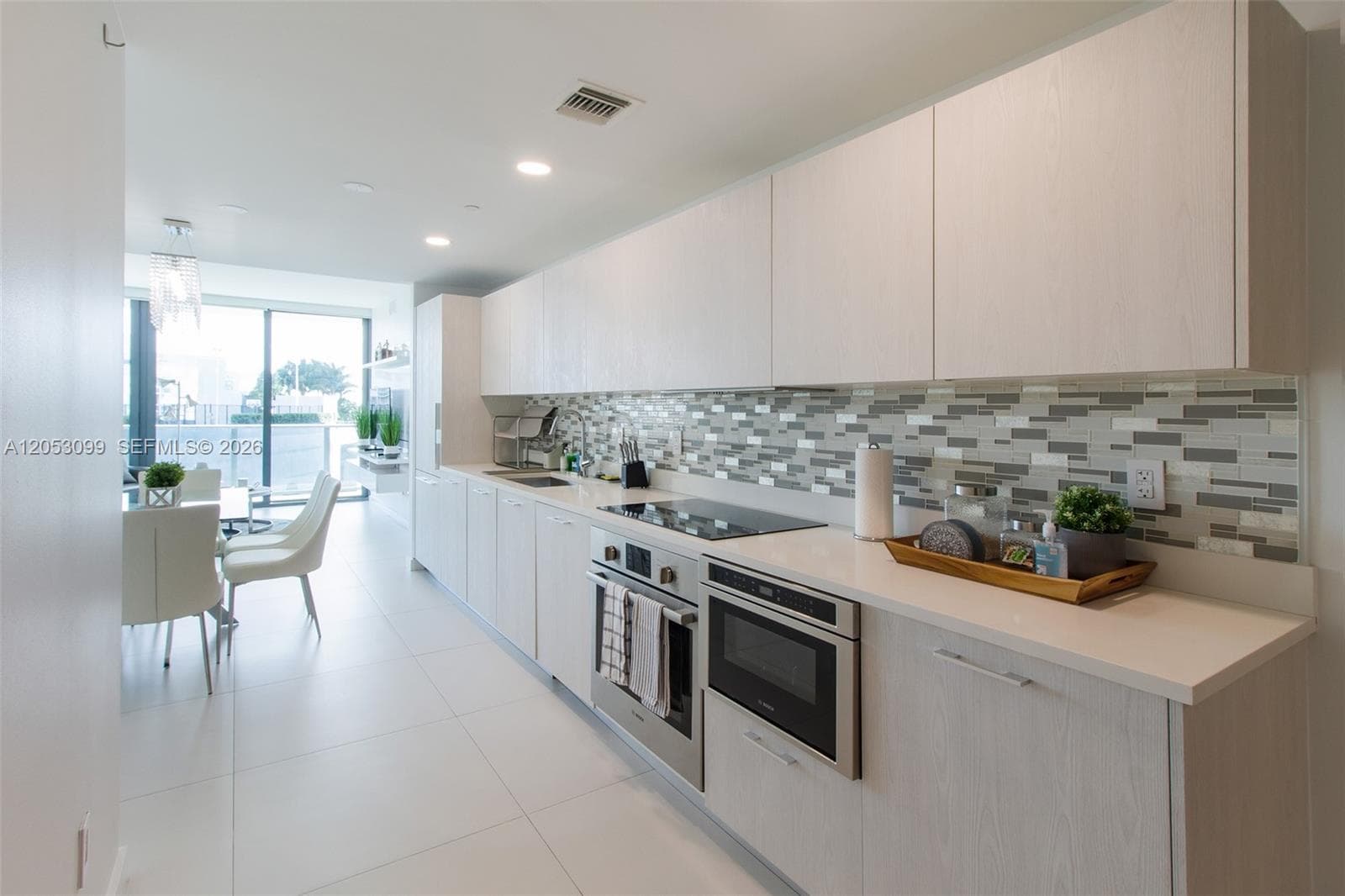 501 NE 31st St # 701, Miami, FL 33137 photo 5