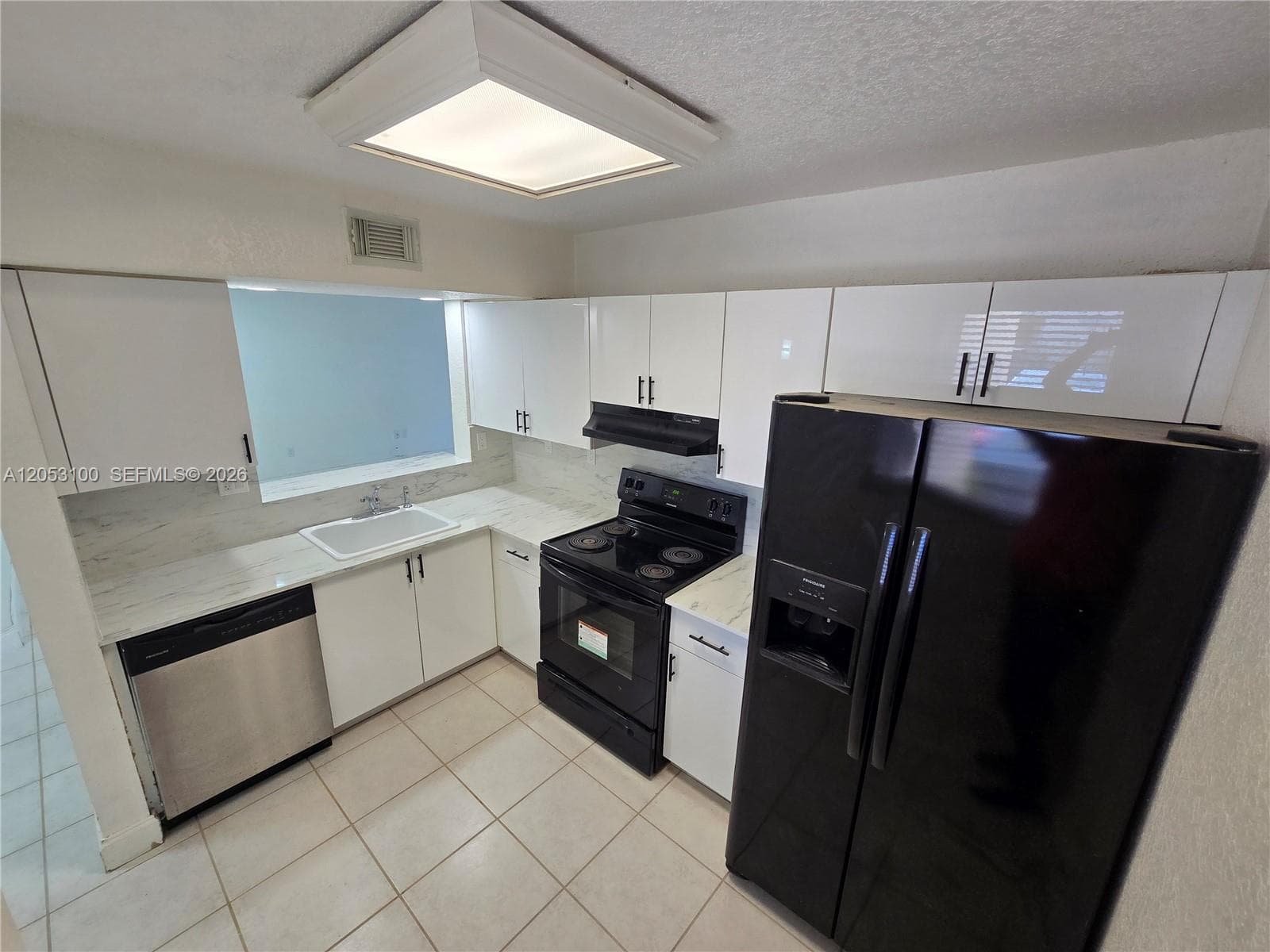 12555 NW 11th Way # 103, Miami, FL 33182 photo 4