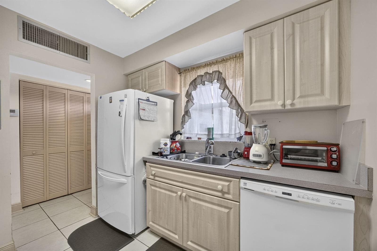 12022 W Greenway Drive # 201, Royal Palm Beach FL 33411 photo 5