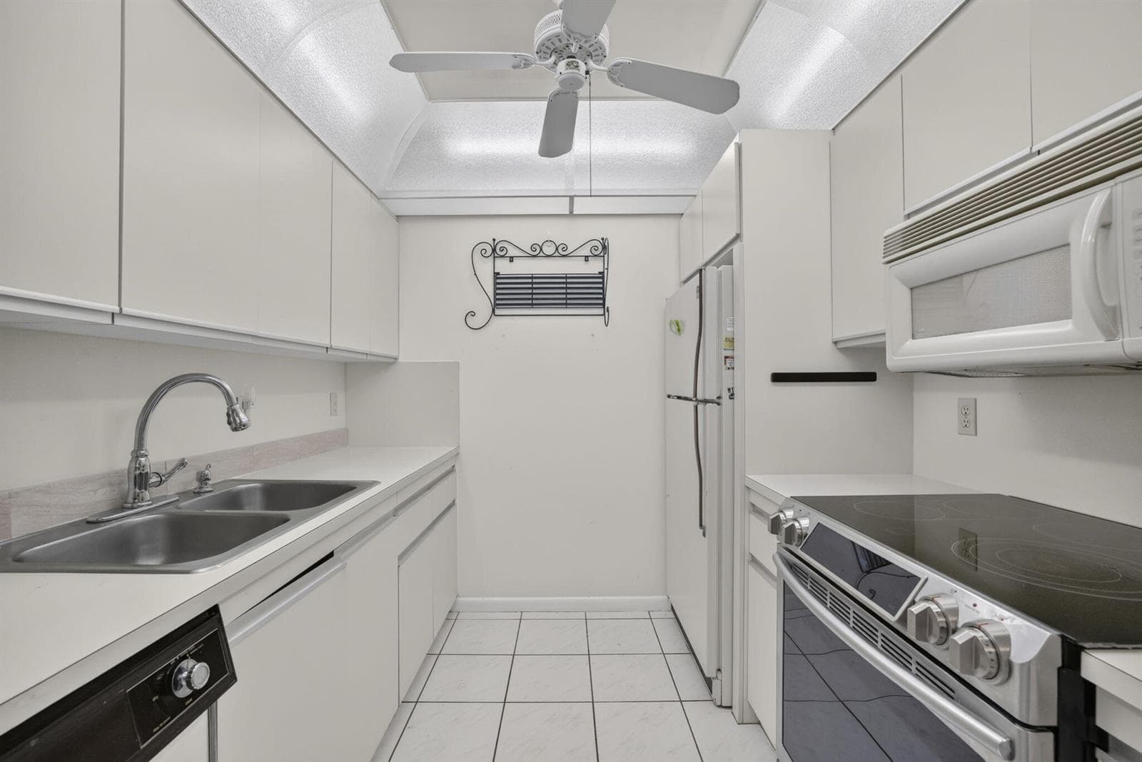 3402 BIMINI Lane # F4, Coconut Creek FL 33066 photo 2