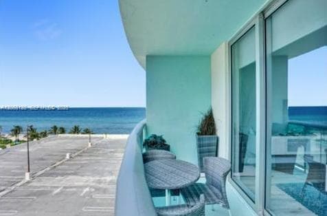 3901 S Ocean Dr # 7C, Hollywood FL 33019