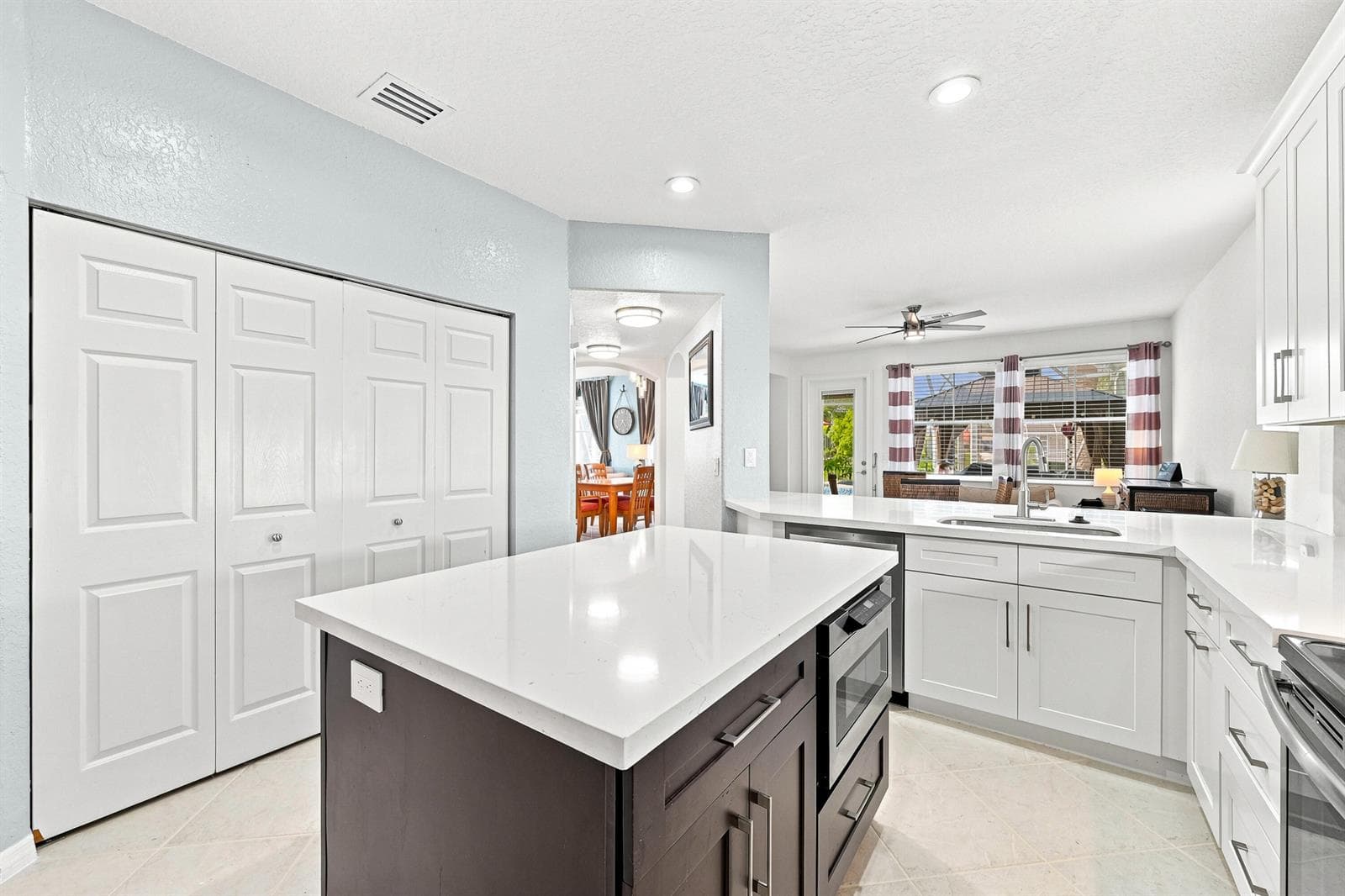 12115 NW 52nd Court, Coral Springs FL 33076 photo 4
