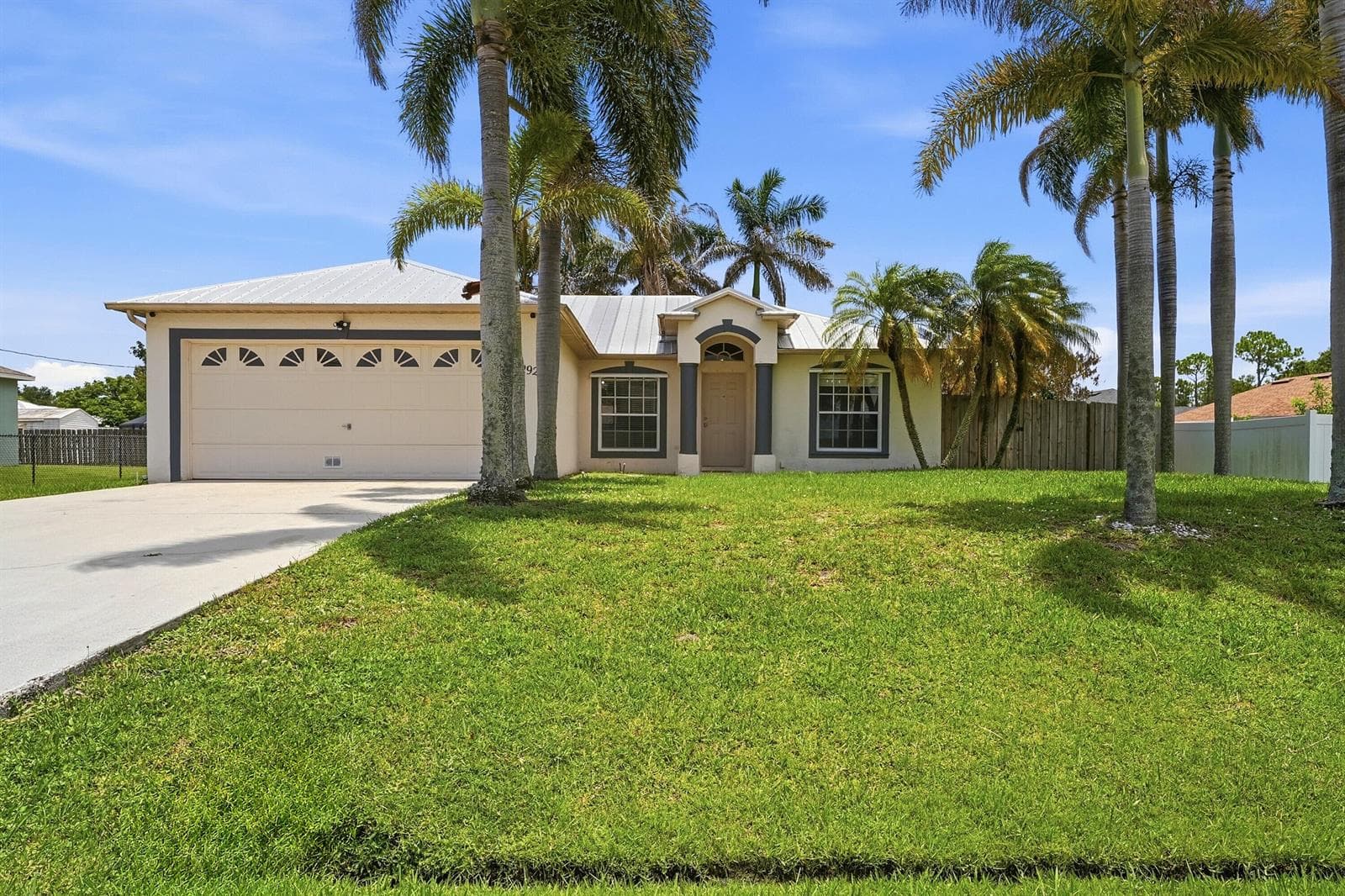 292 SW Pagoda Terrace, Port St. Lucie FL 34984