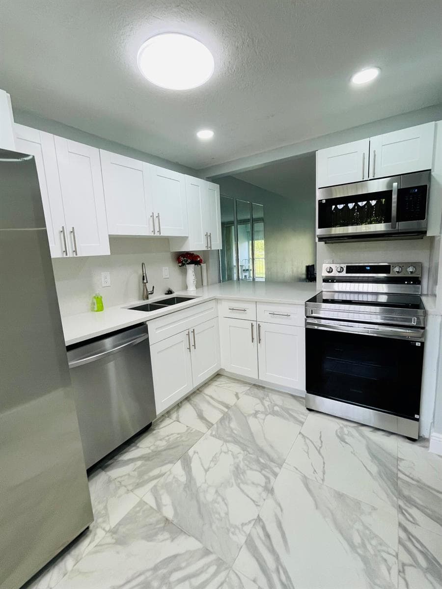 5980 NW 64TH Avenue # 203, Tamarac FL 33319 photo 2