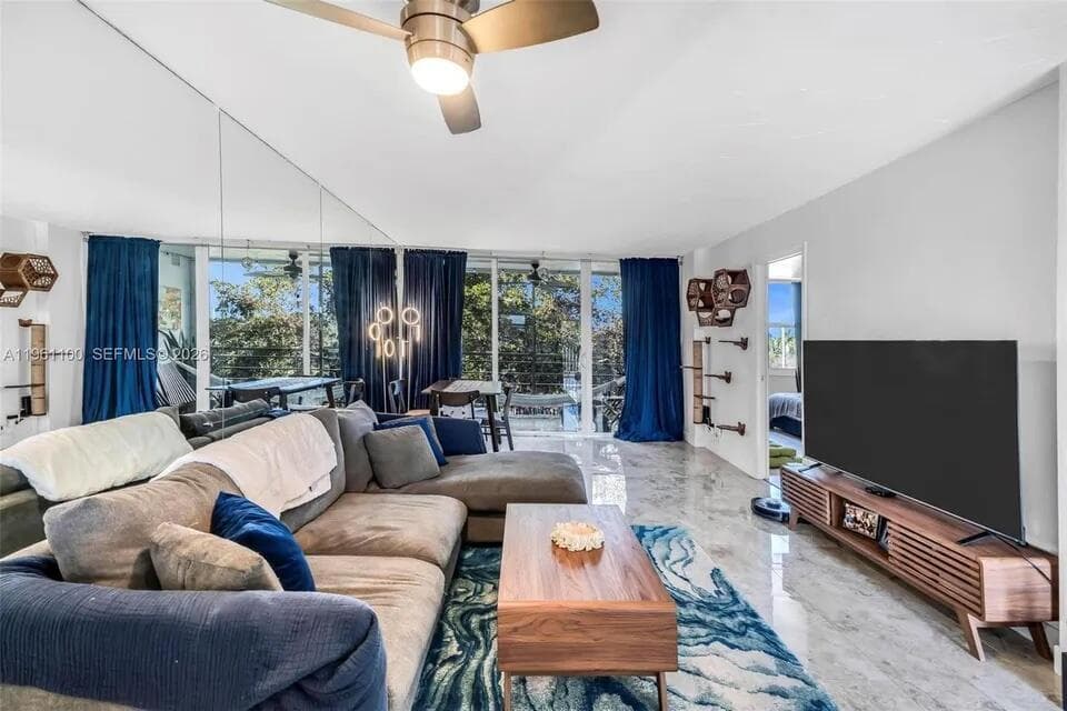 120 ROYAL PARK Drive # 4F, Oakland Park FL 33309