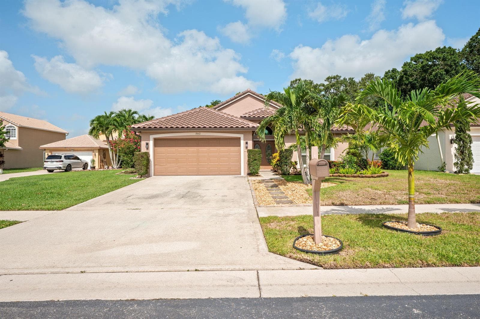 1842 OAK BERRY Circle, Wellington FL 33414 photo 2