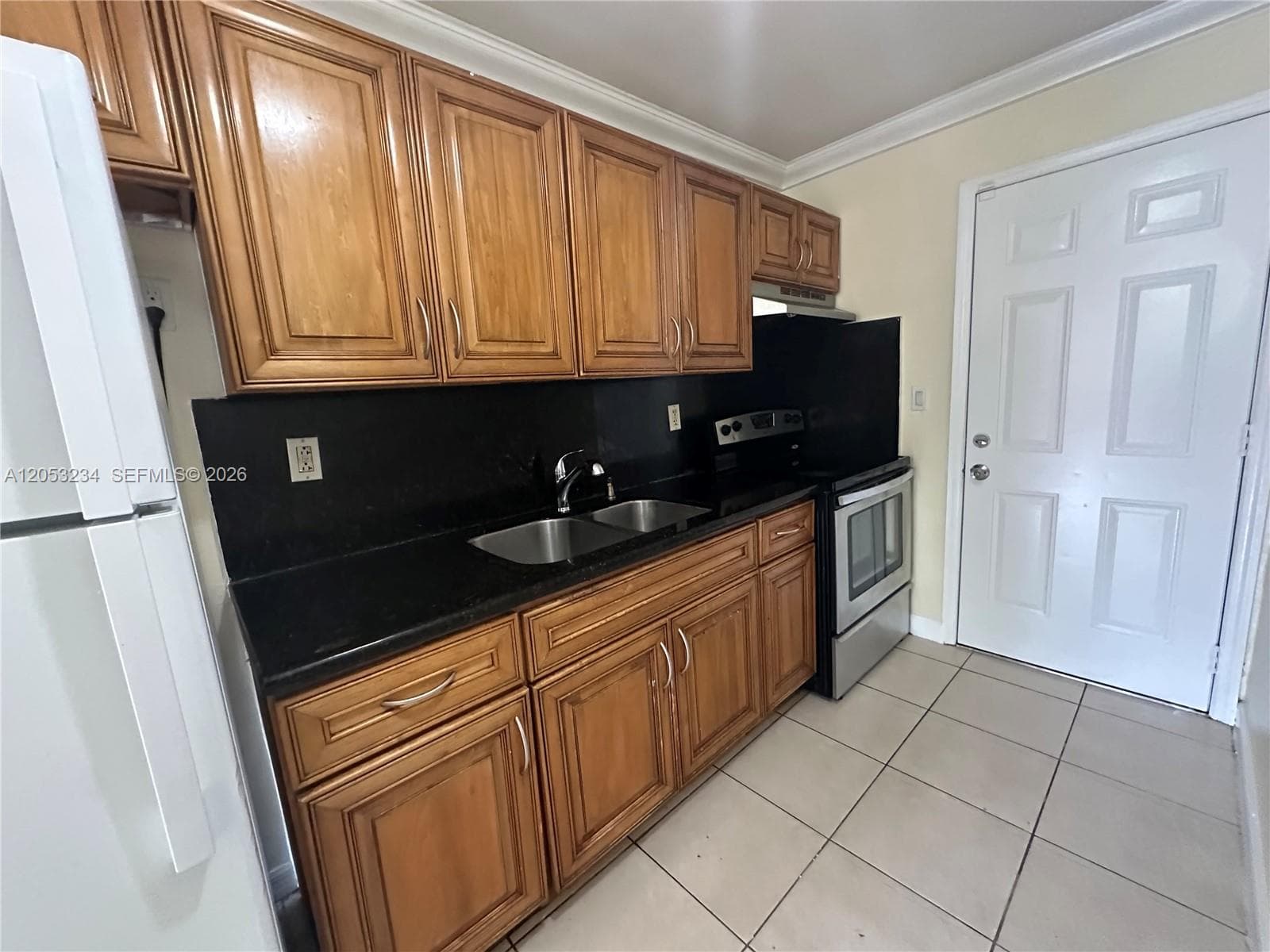 280 NW 39th St # *, Miami, FL 33127 photo 5