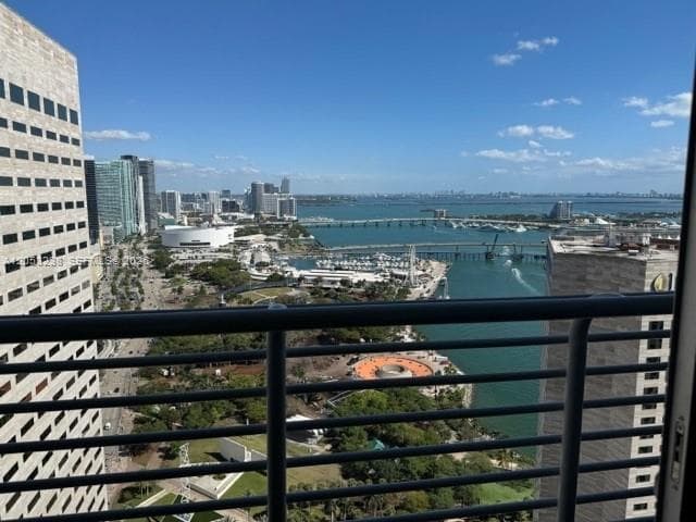 325 S Biscayne Blvd # 4320, Miami FL 33131 photo 5