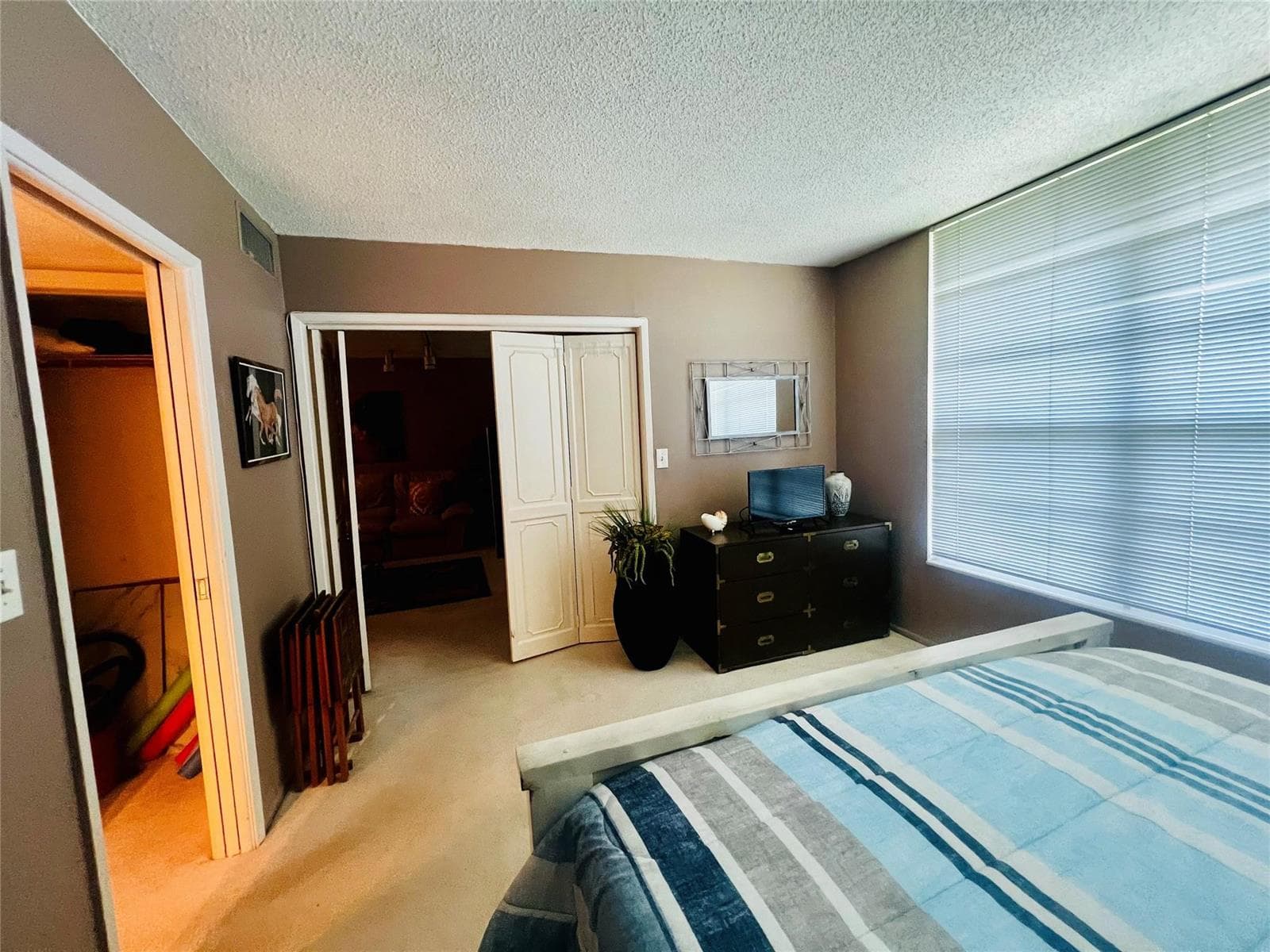 605 Oaks Drive # 1009, Pompano Beach FL 33069 photo 2