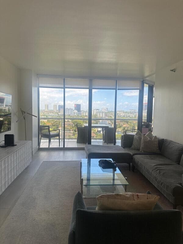3640 Yacht Club Drive # 1403, Aventura FL 33180 photo 2