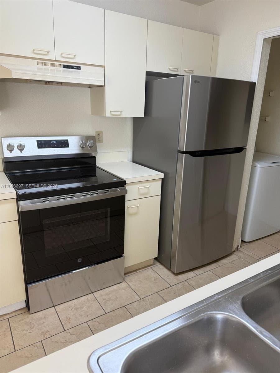 2550 N Alafaya # 5204, Orlando FL 32826 photo 4