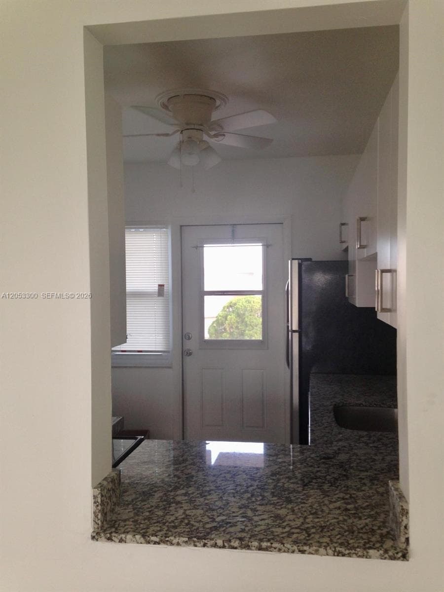2200 Park Ln # 308, Hollywood FL 33021 photo 4