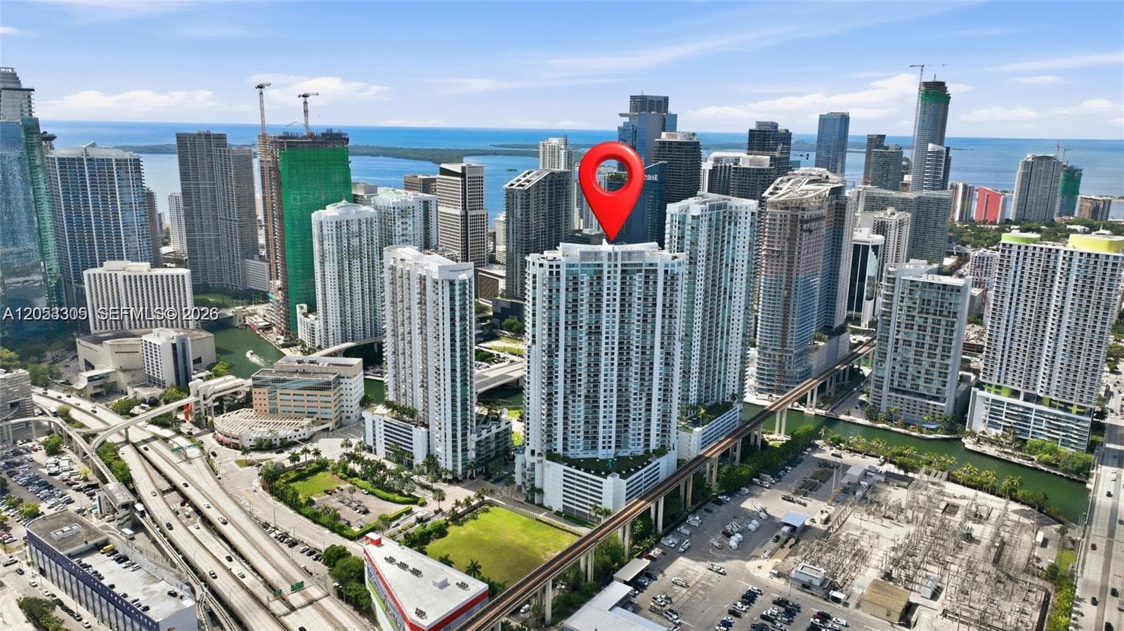 90 SW 3rd St # 1409, Miami FL 33130 photo 2