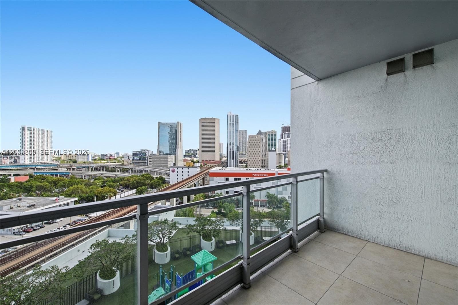 90 SW 3rd St # 1409, Miami FL 33130 photo 5