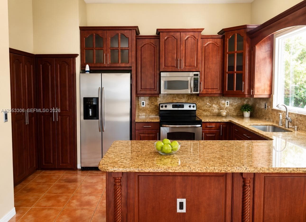 16032 SW 101st Ter, Miami FL 33196 photo 3