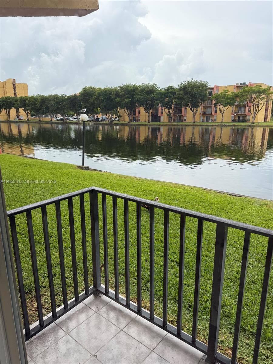 4705 NW 7th St # 7, Miami FL 33126 photo 5
