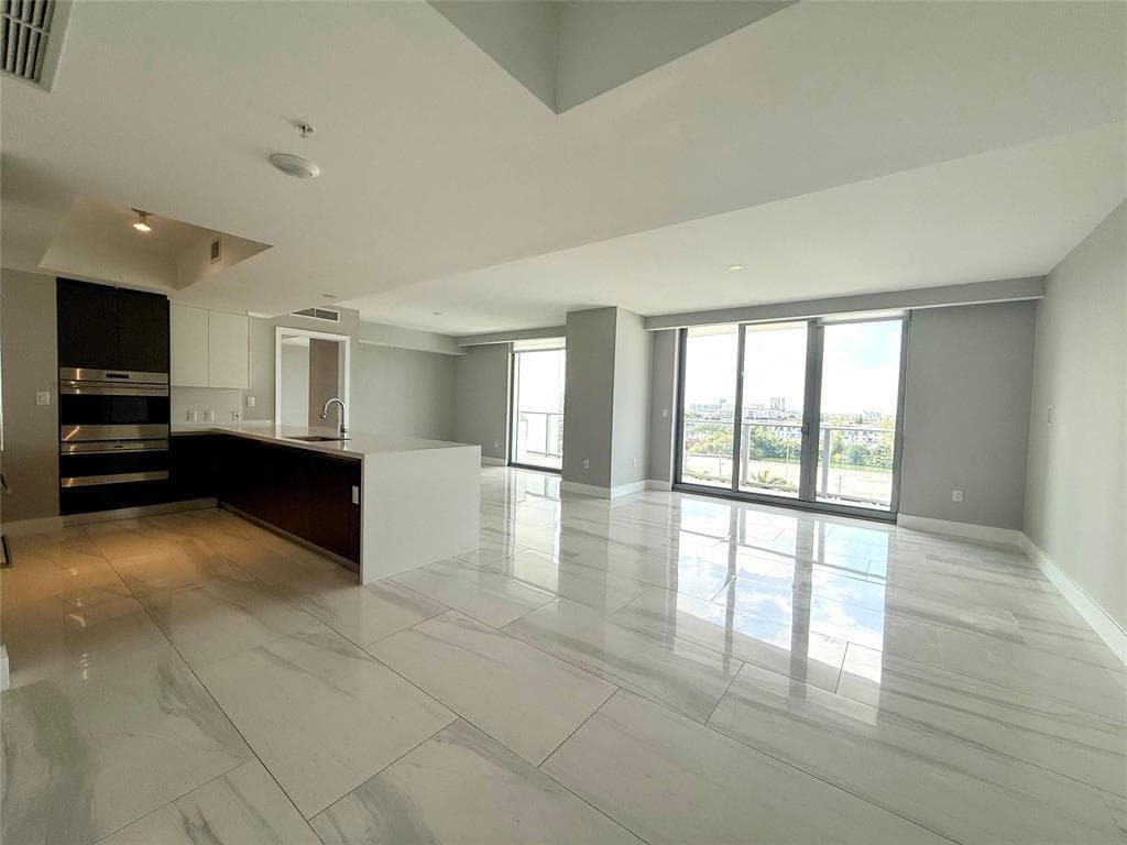 1180 N FEDERAL Highway # 809, Fort Lauderdale FL 33304 photo 2