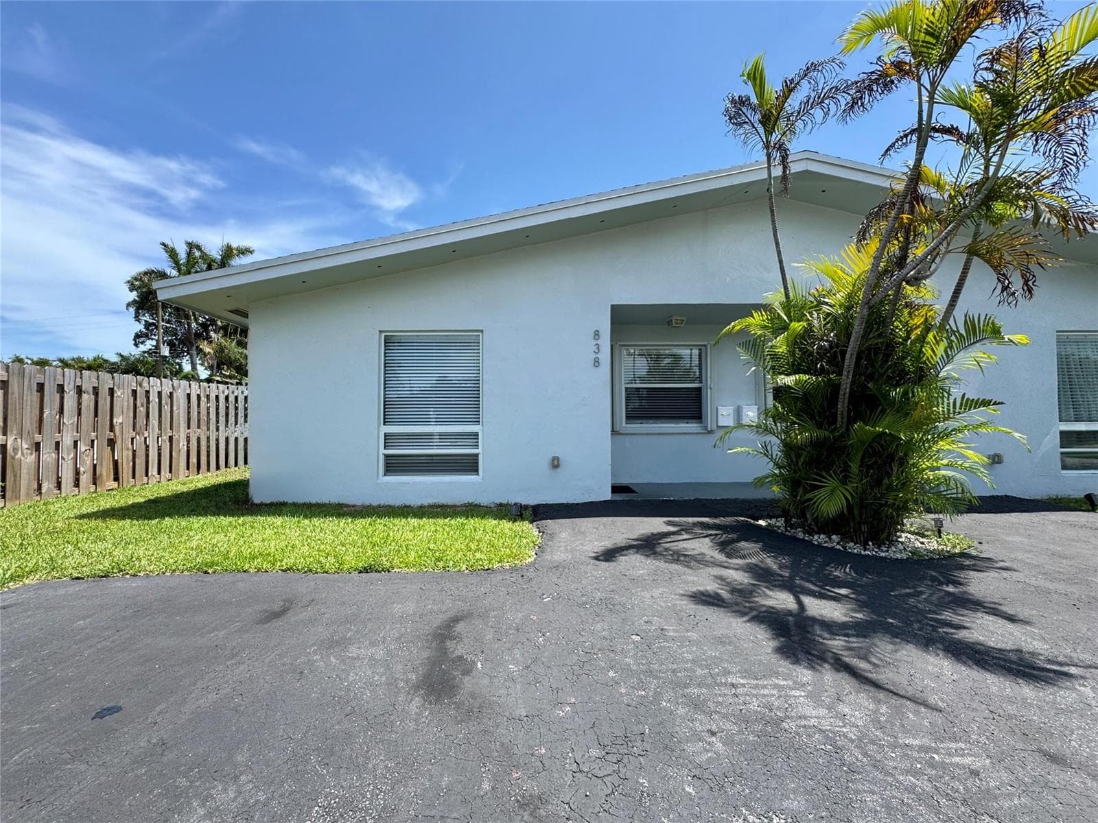 838 SW 14TH Street, Fort Lauderdale FL 33315 photo 3