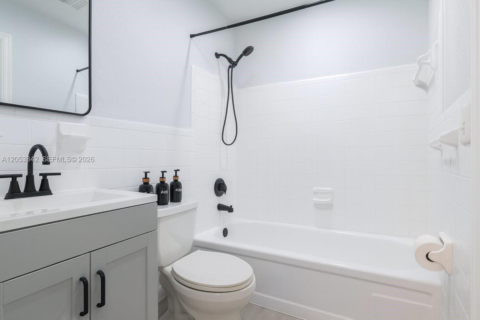 605 SW 14th Ter, Fort Lauderdale FL 33312 photo 3