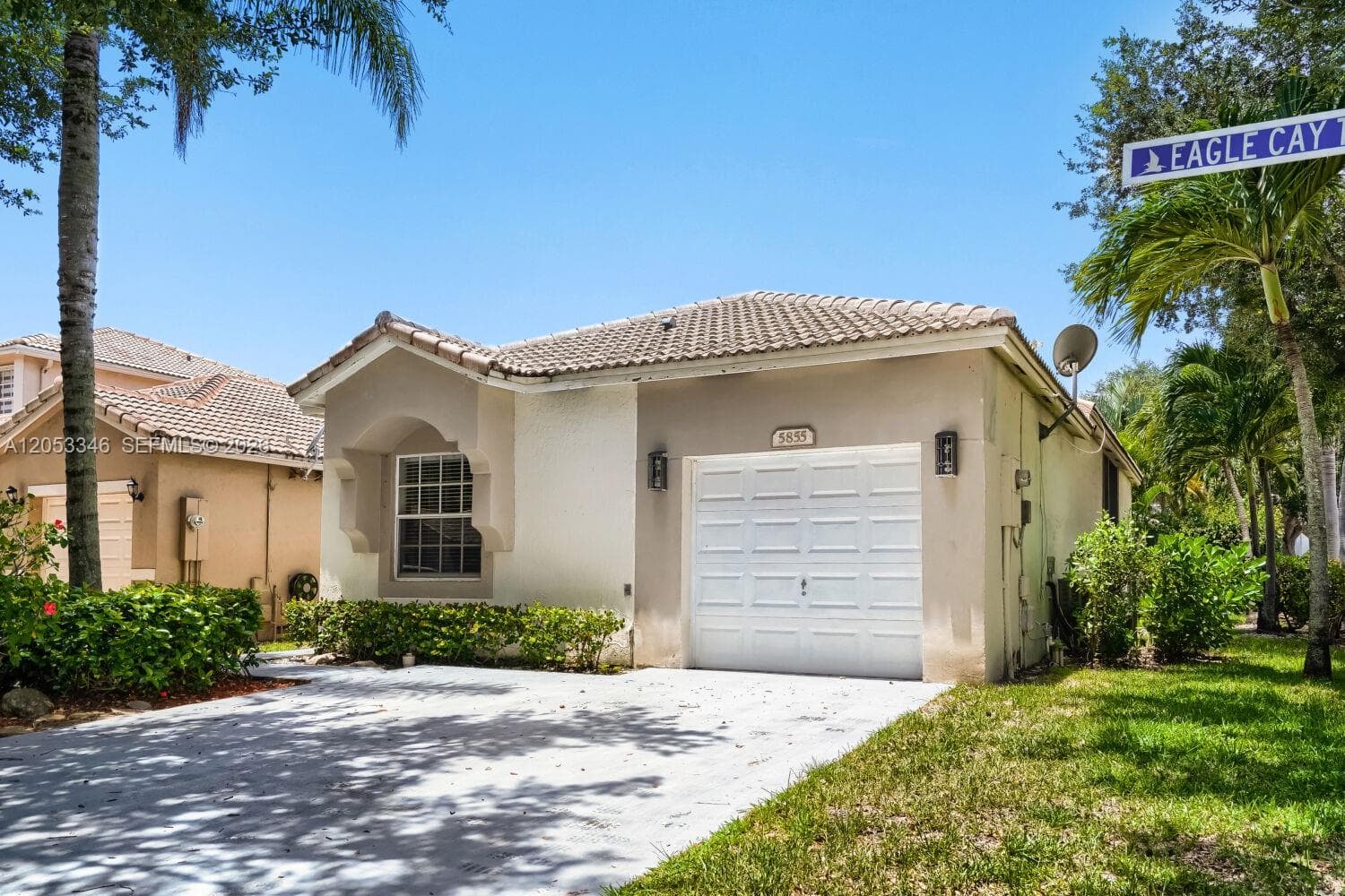 5855 Eagle Cay Ter, Coconut Creek FL 33073 photo 2