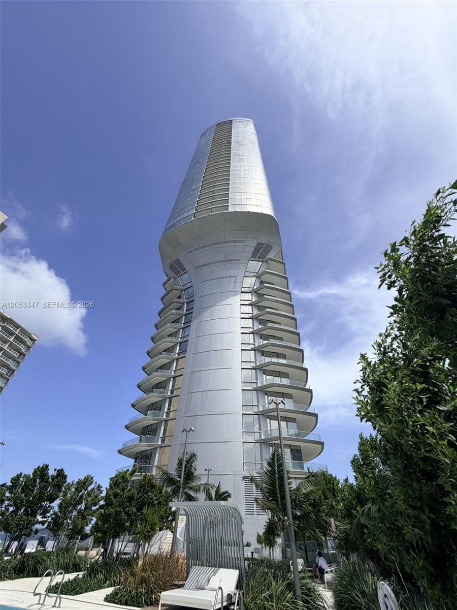 175 SE 25 ROAD # 902, Miami FL 33129 photo 3
