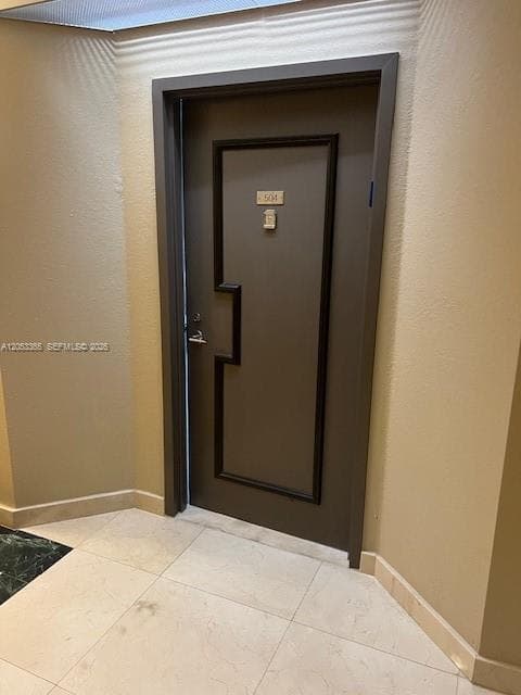 3600 Yacht Club Dr # 504, Aventura FL 33180