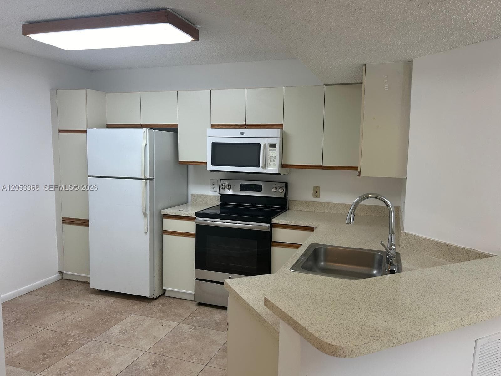 8851 Wiles Rd # 208, Coral Springs, FL 33067 photo 4