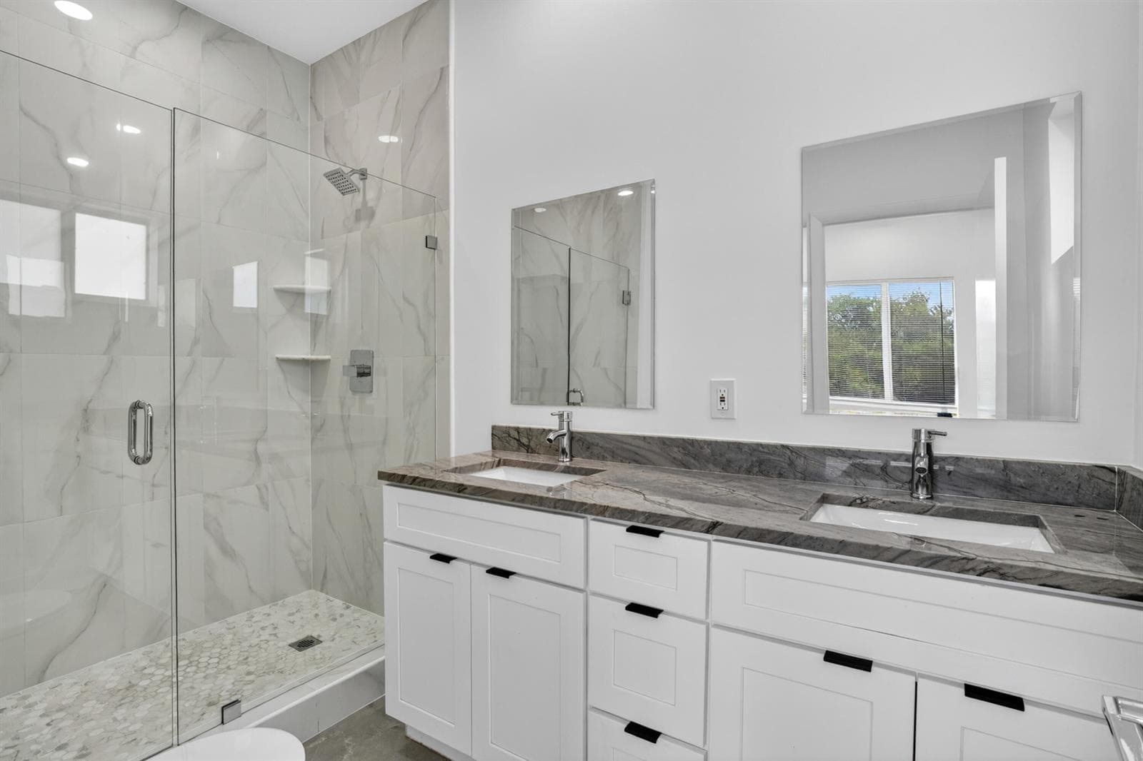655 NW 24TH Avenue, Fort Lauderdale FL 33311 photo 4