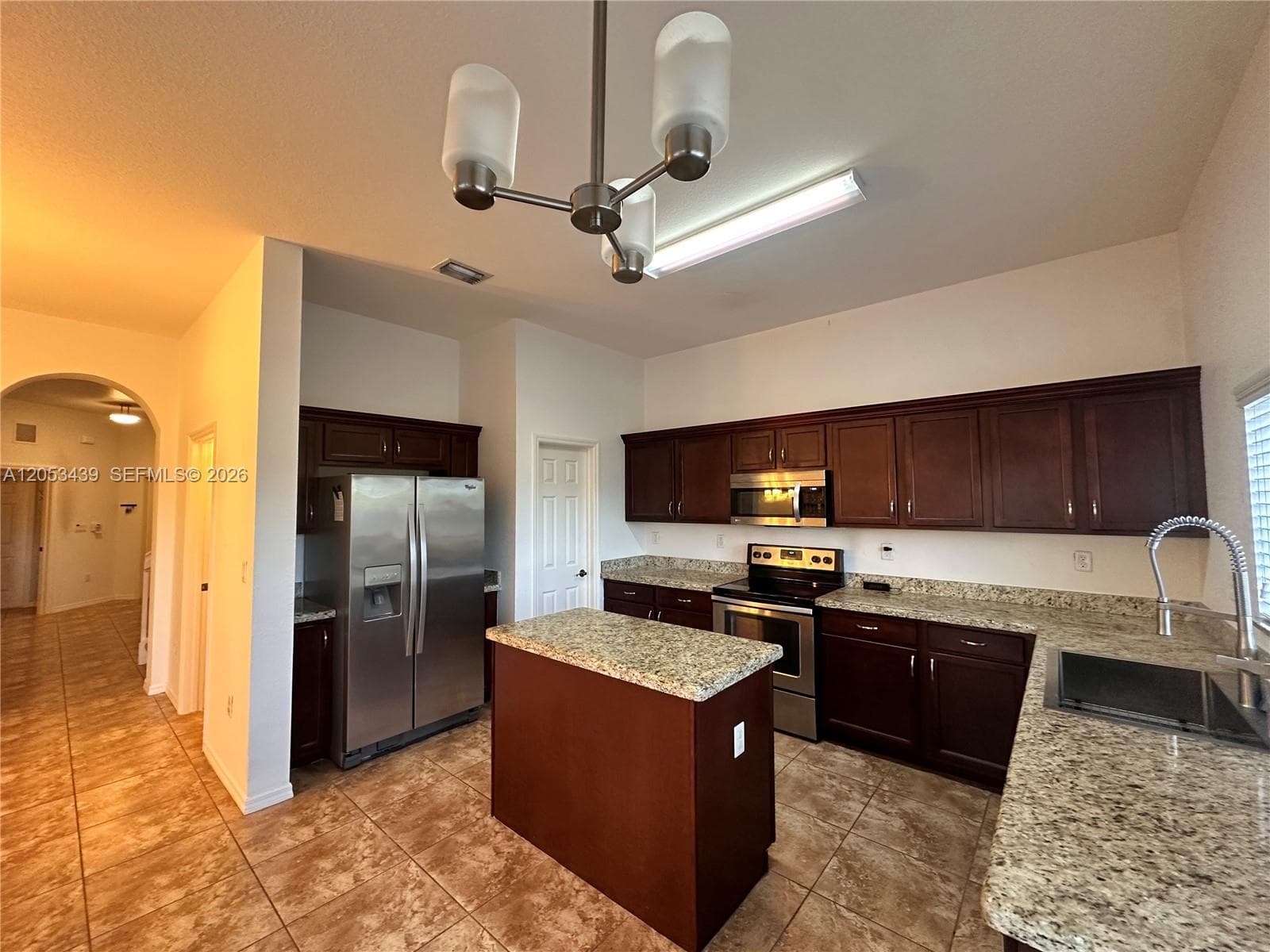 2342 SE 16th Ter, Homestead FL 33035 photo 2