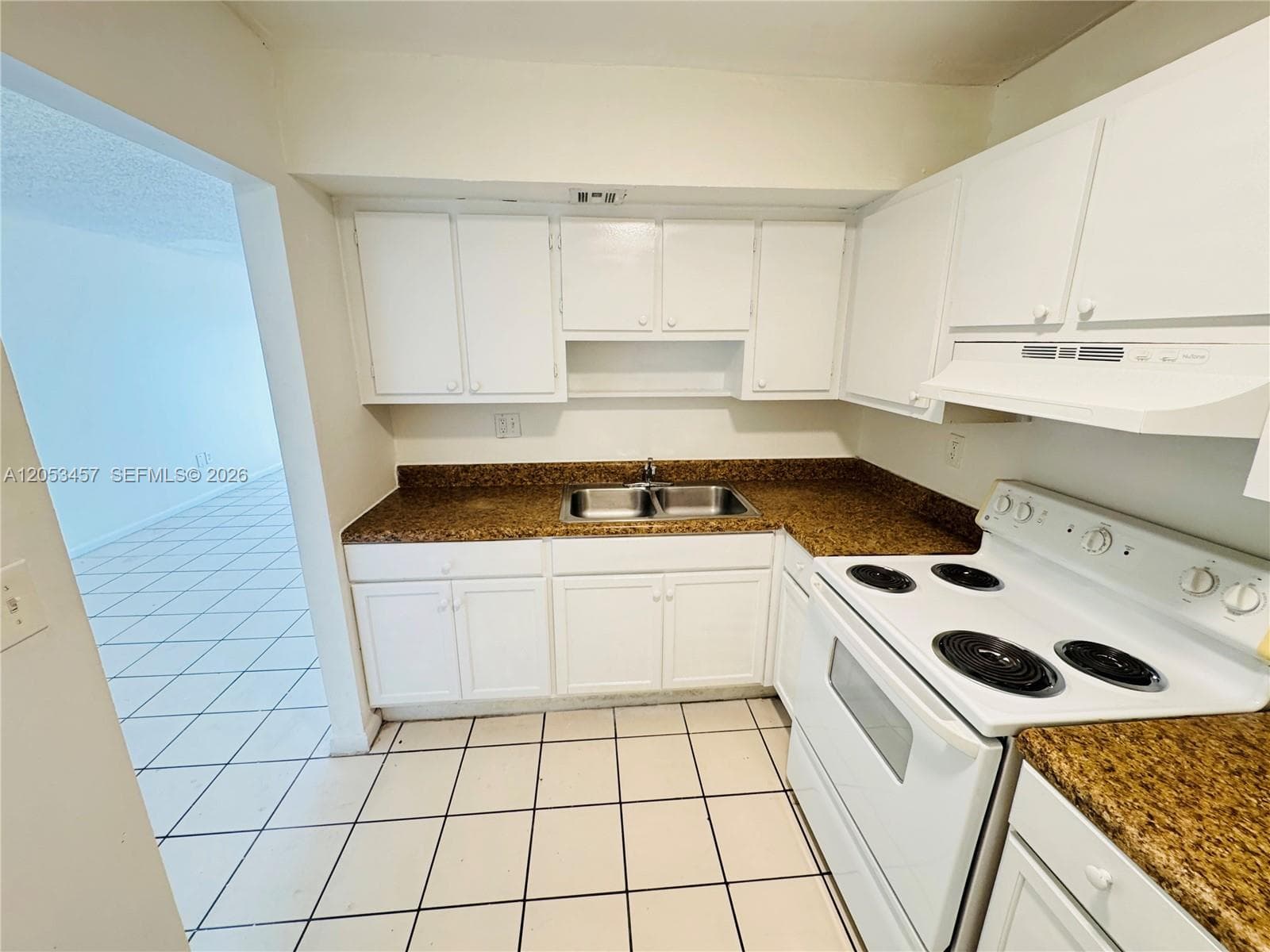 3610 NW 21st St # 205, Lauderdale Lakes FL 33311 photo 4