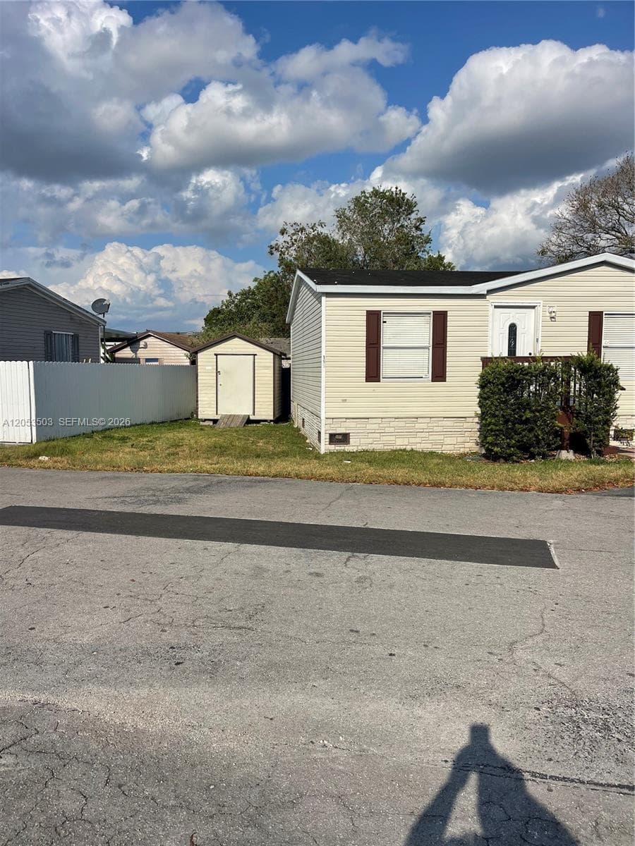 220 NE 12th Ave LOT 160, Homestead FL 33030 photo 5