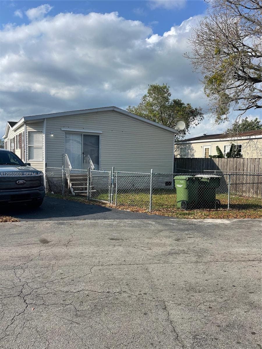 220 NE 12th Ave LOT 160, Homestead FL 33030 photo 4
