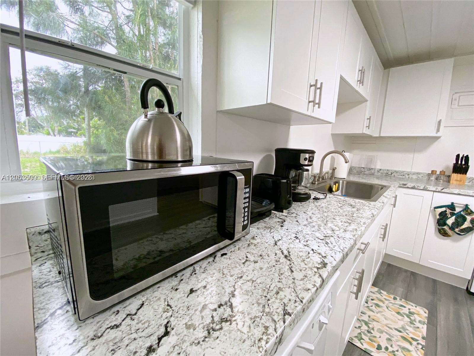 342 NW 7th Ave, Delray Beach FL 33444 photo 4