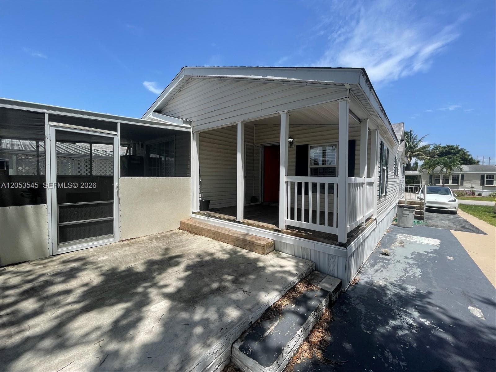 3070 Cove Dr, Dania Beach FL 33312 photo 2