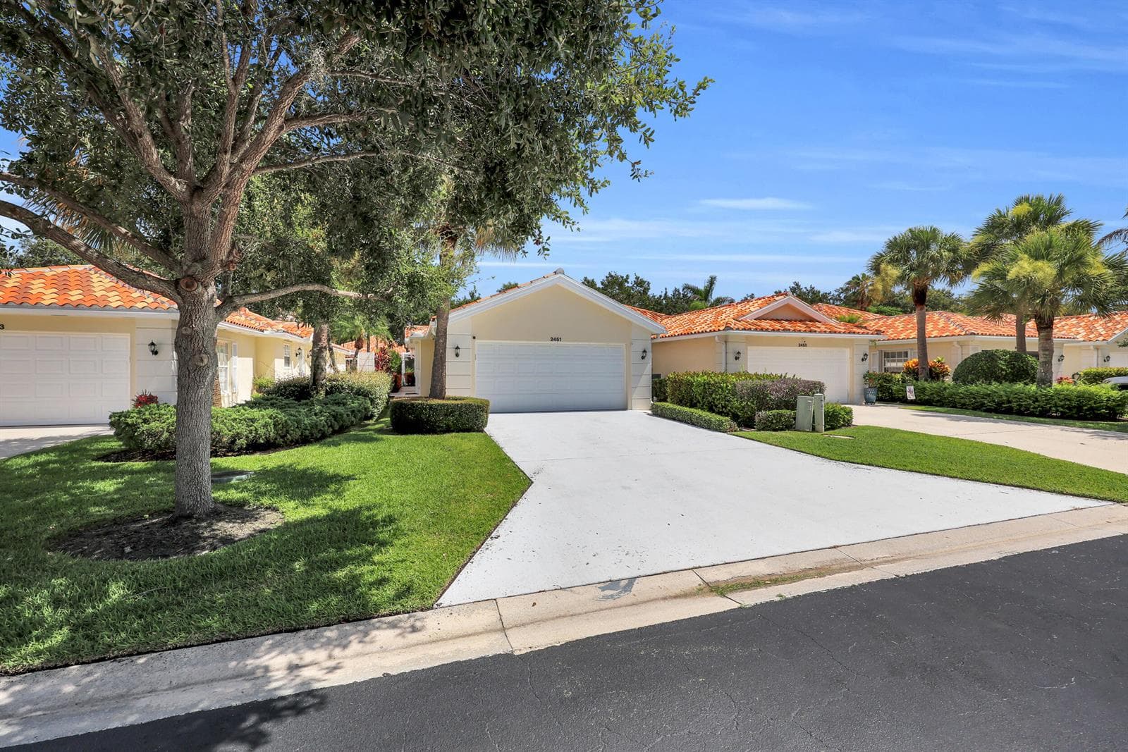 2451 SW PARKSIDE Drive, Palm City FL 34990 photo 2