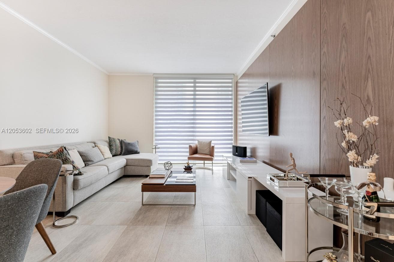 1060 Brickell photo 5