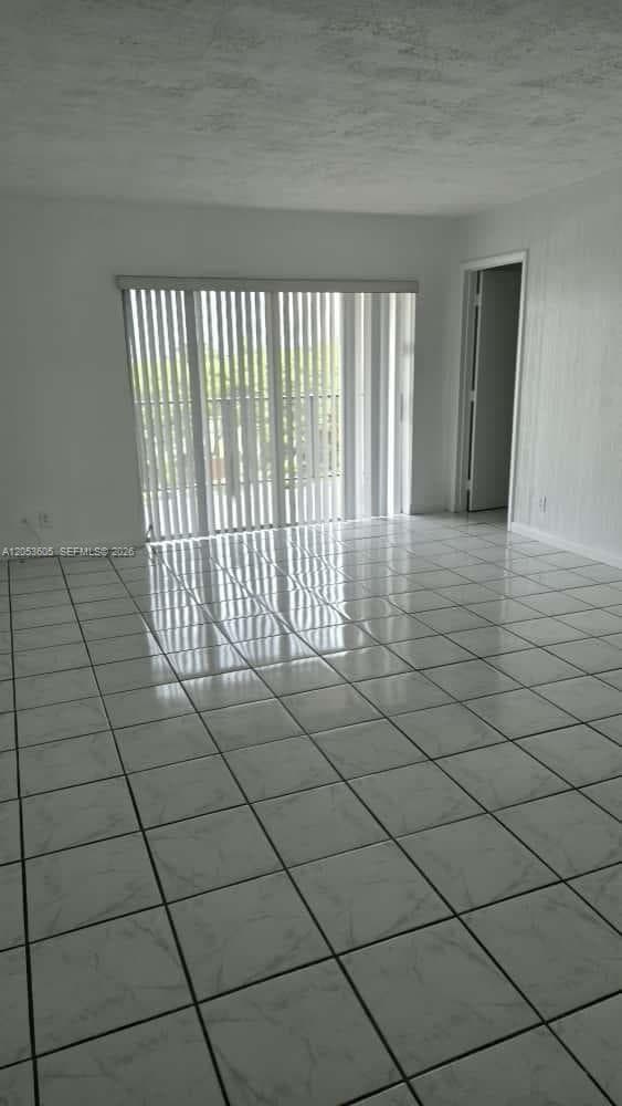 13707 Kendale Lakes Cir, Miami FL 33183 photo 3